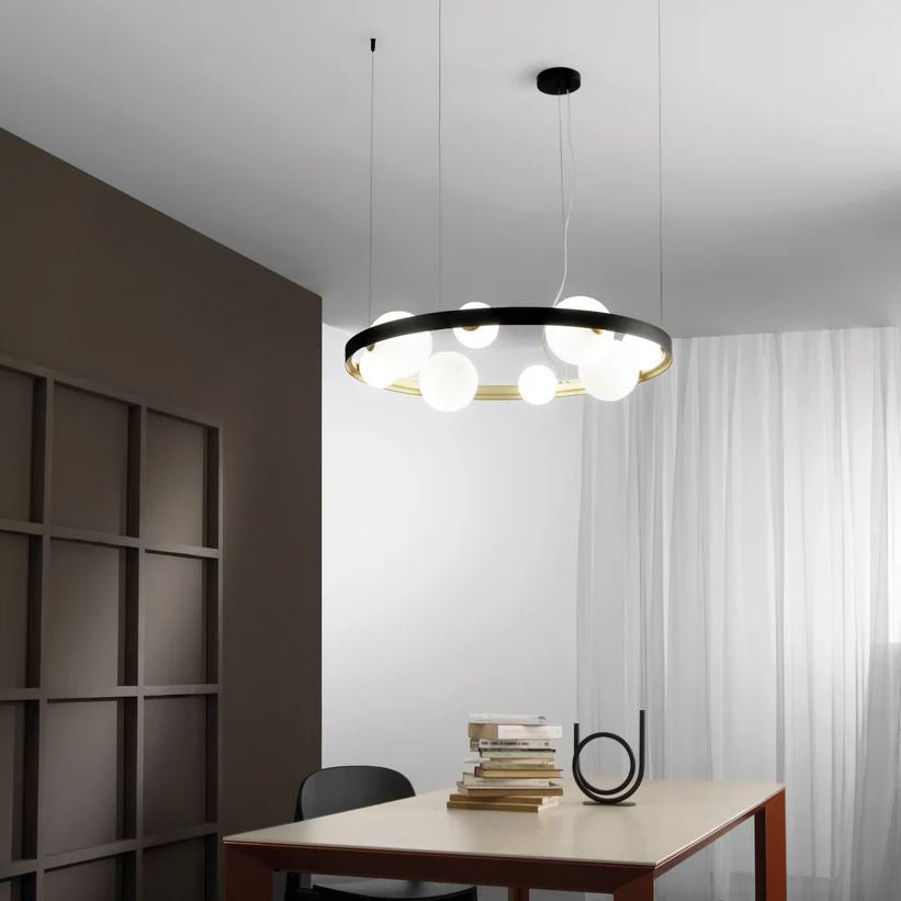 Sospensione in alluminio oro e nero opaco sfere vetro opale 8XG9 non incl. SONETTO Sospensione in alluminio oro e nero opaco sfere vetro opale 8XG9 non incl. SONETTO